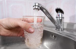 Craiovenii vor plăti mai scump apa şi canalul de la 1 iulie