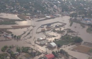 RUGĂCIUNE PENTRU ȚARĂ: Prăpăd în ţară: Peste 100 de localităţi, sub ape/ Sute de locuinţe şi curţi au fost afectate de viituri