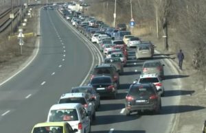 Motociclist rănit în urma unui accident. Se circulă cu dificultate pe DN39