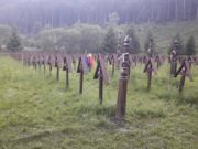 Cum să punem cruce conflictului din cimitir. Folosiți Google Translate pentru versiunea în maghiară