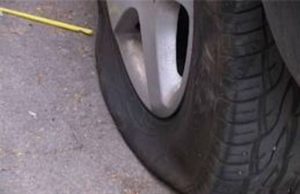 Cauciucuri tăiate în Craiovița Nouă