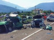 Un impact devastator a fost provocat de o depăşire ratată a unui şofer român, în Italia, la Brenta.