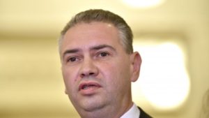 906C3D12-8AD9-4B22-B01A-35289ABAC010