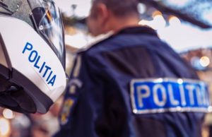 Un bărbat și-a ținut patru luni mama dcedată în casă