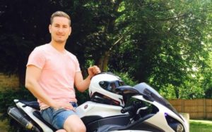 B6D91DB7-6C49-41E7-A244-1D34E871D670