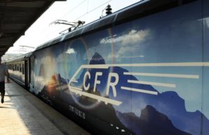 Călătorie de coșmar, de la Timișoara la Mangalia. Două trenuri plecate ieri după-amiază încă nu au ajuns la destinație