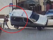 VIDEO | O bunică și nepoata ei au scăpat miraculos cu viață, după ce două mașini făcut praf, într-o intersecție.
