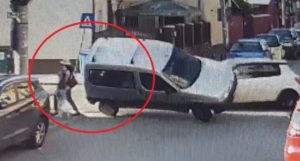 D8B86BF4-C4FA-4F6C-AECC-12DF0B74E6B5