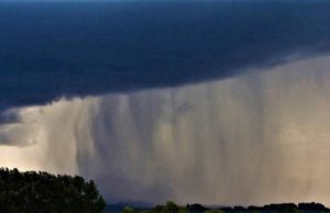 Alertă de furtuni, ploi torenţiale în România. 34 de judeţe, sub cod galben de vreme severă