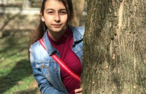 Fata de la ţară cu 10 absolut la Evaluarea Naţională: „Tot timpul  mi-am dorit să merg la mare. O să ajung într-o bună zi“