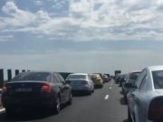 Mihai Tudose, aflat în algomerația de pe Autostrada Soarelui: N-ar vrea Cuc să stea în picioare pe A2, ca să-i mulțumească lumea?
