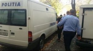 FCFA3A08-7B44-433F-8408-FA59794D9701