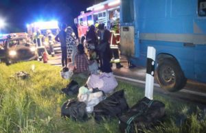 Un microbuz în care se aflau 18 români a fost implicat într-un accident rutier, în apropiere de Munchen. Automobilul era destinat transportului de marfă și nu de persoane, având scaune improvizate.