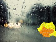 Furtuni, grindină și ploi torenţiale la început de august. Vremea se răcește