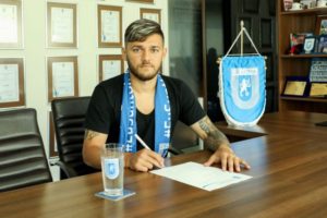 1AA06921-22F8-4D84-903A-8A25C4699F03