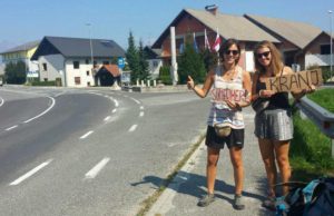 Poliția vs. autostopul – Cum sunt pedepsiți șoferii care iau pasageri la ocazie