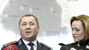 5CDDA667-8D6B-485A-8C07-659991A33445