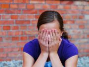 Cum a reuşit o fată de 13 ani din Olt, victimă a traficului de minori, să scape din ghearele monstrului care o abuza