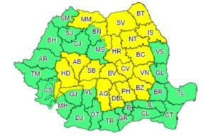 Cod galben şi portocaliu de vreme rea! Mai multe zone din ţară, lovite de furtuni