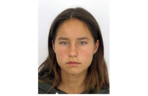 Maria Cristina e dispărută de două zile. Fata de 14 ani a plecat la o vecină, nimeni nu a mai văzut-o apoi