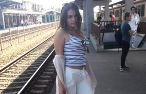 O mamă din Bucureşti şi-a pierdut fiica din cauza anturajului: ‘Nu vreau decât să îi spun cât de mult o iubesc’