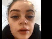 FOTO / Pericolul din spatele genelor false! O studentă de 20 de ani a rămas oarbă