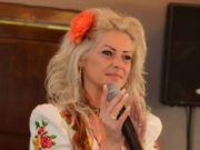 Cu fix o săptămână în urmă, Anamaria Pop împlinea 37 ani. Astăzi, tânăra cântăreaţă a plecat să le cânte îngerilor