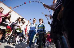 Şcolile încep pe 9 septembrie, anunţă Ministerul Educaţiei. Prelungirea vacanţei cu o săptămână a fost respinsă