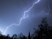 Avertizări sumbre de la meteorologi! Cod portocaliu și galben de furtuni și vijelii, în mai multe zone din România