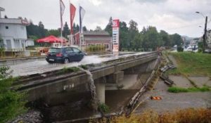 8A76E8CD-F481-42F8-A0DE-D58D907E2ECB