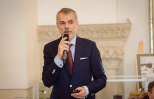 Anunțul făcut de doctorul Mihai Craiu după ce o stewardesă a murit de encefalită rujeoloasă: Ăsta e mesajul de luat acasă!