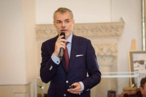 935662FF-5C40-4BF9-8D97-AB95DE26C8CC