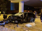 Un tânăr de 20 de ani a intrat cu viteză într-o pasarelă de beton, la Bistriţa, şi a murit pe loc