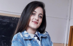 A6727610-27AD-4FEB-B8B1-238E7C5F738C