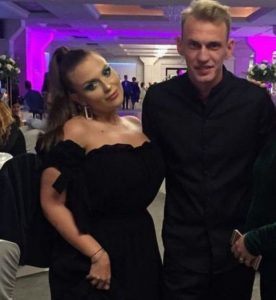 FA3A0E13-4FF6-41A5-9069-267C7FF63325