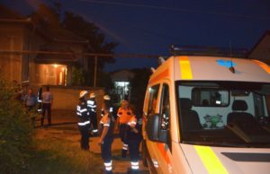 Dramă în Lugoj: Un adolescent premiant, găsit spânzurat în curtea casei