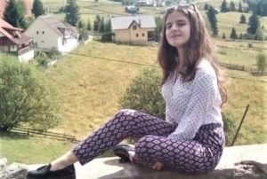 285BAE50-28EA-4319-99BA-36F32D22060B