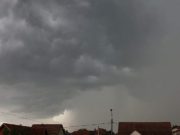Alertă meteo de vreme severă imediată. Cod galben în mai multe judeţe, în următoarele ore