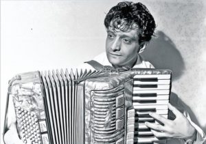 71015316_389068972005354_829641601159528448_n