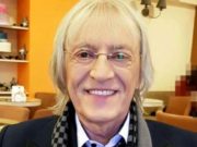 Mihai Constantinescu nu a murit!În presa mondenă din România a apărut astăzi informația că Mihai Constantinescu ar fi murit. Știrea a fost infirmată, pentru Libertatea, de către purtătorul de cuvânt al Spitalului Floreasca, Bogdan Oprița.