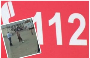 O mamă de etnie romă, bătută în autogara din Zalău, a fost înjurată de operatoarea 112: “Vorbiți ca ciorile! Trăzni-v-ar!”