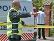 Tânără de 17 ani, ucisă cu toporul de iubit în Prahova. Criminalul a fugit şi este căutat de poliţie