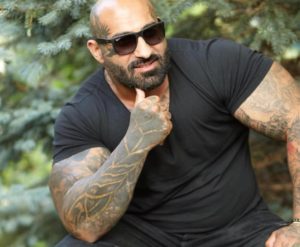 D7E9FC2A-D4E2-4C1D-AFD7-A30F9EAEEC61