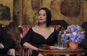 Andreea Marin: «Mi-au scos 800 de grame de tumoră, doi pumni de celule crescute haotic pe corpul meu»