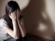 Adolescentă beată, batjocorită și filmată de un tânăr, în Râmnicu Vâlcea