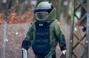 Alertă cu bombă la o firmă de curierat din Ilfov. Zona a fost izolată, intervin pirotehniştii