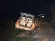 Maşină plină cu ţigări de contrabandă, descoperită pe malul râului Prut