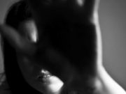 Adolescentă dispărută de un an, găsită în Statele Unite după ce mama ei a văzut-o în filme pentru adulţi