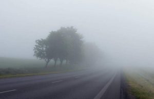 Ceaţa a acoperit jumătate de ţară. Cod galben în 18 judeţe și București