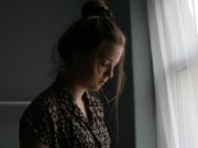 O mamă de 26 de ani povestește: ”Fac amor cu tatăl copiilor mei, care este însă căsătorit cu o altă femeie… L-am implorat să divorțeze, dar nu vrea” – Decizia surpriză a femeii